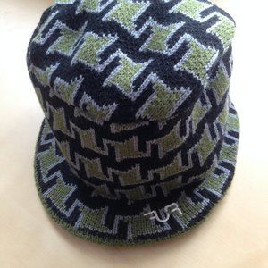 New Turtlefur Knit Reversible Beanie Hat w/ Brim